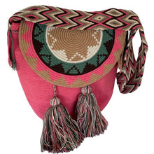 Load image into Gallery viewer, Wayuu Bag Flap Top Coral