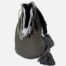 Load image into Gallery viewer, Wayuu Bag Flap Top Gray