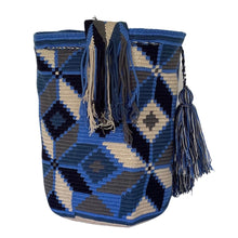 Load image into Gallery viewer, Blue Cubes Wayuu Mochila Bag
