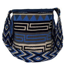 Load image into Gallery viewer, Blue Maze Wayuu Mochila Bag
