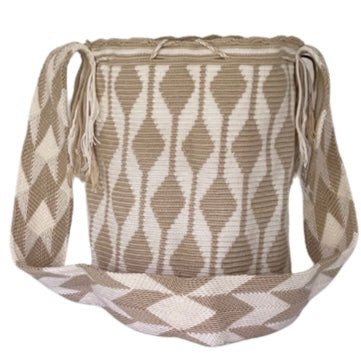 Diamond Pattern Wayuu Mochila Bag – Sand Tone