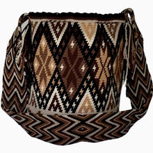 Load image into Gallery viewer, Brown Rombo Wayuu Bucket Bag
