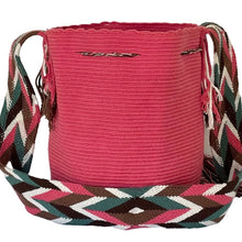 Load image into Gallery viewer, Wayuu embellished Fridita in Coral
